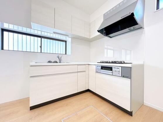 CREATOR: gd-jpeg v1.0 (using IJG JPEG v62), default quality