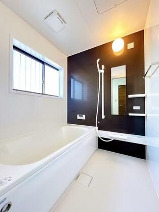 CREATOR: gd-jpeg v1.0 (using IJG JPEG v62), default quality