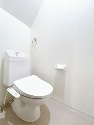 CREATOR: gd-jpeg v1.0 (using IJG JPEG v62), default quality