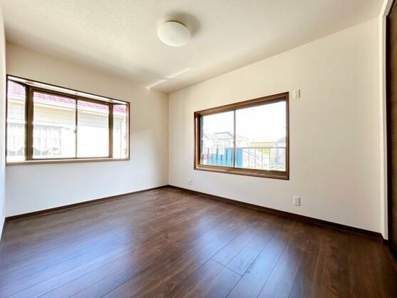 CREATOR: gd-jpeg v1.0 (using IJG JPEG v62), default quality