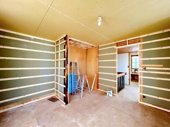 CREATOR: gd-jpeg v1.0 (using IJG JPEG v62), default quality