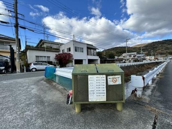 CREATOR: gd-jpeg v1.0 (using IJG JPEG v62), default quality