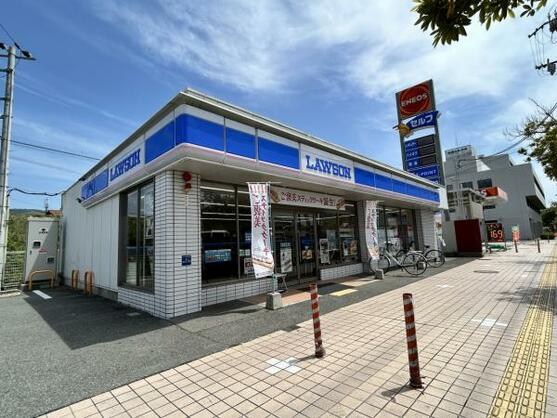 CREATOR: gd-jpeg v1.0 (using IJG JPEG v62), default quality