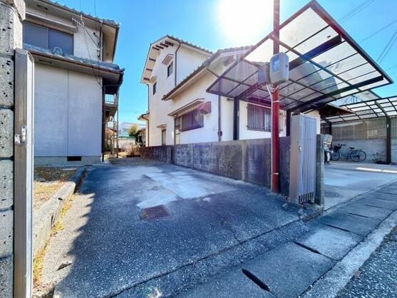 CREATOR: gd-jpeg v1.0 (using IJG JPEG v62), default quality