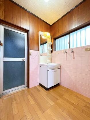 CREATOR: gd-jpeg v1.0 (using IJG JPEG v62), default quality