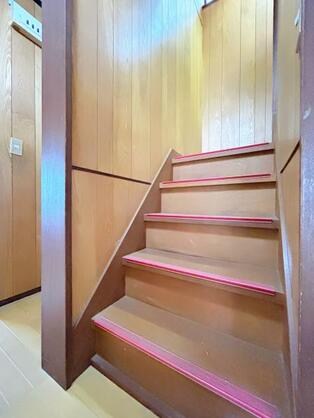 CREATOR: gd-jpeg v1.0 (using IJG JPEG v62), default quality