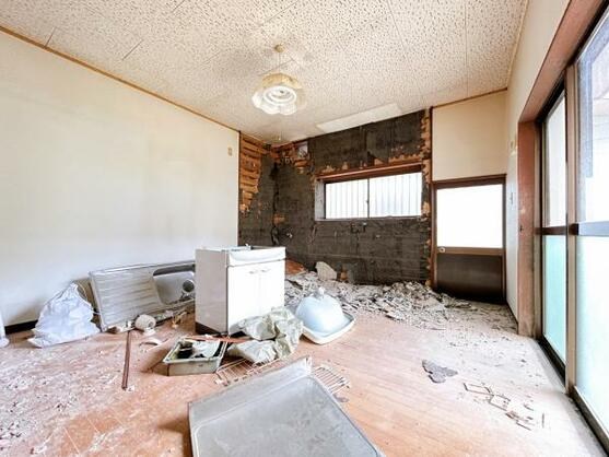 CREATOR: gd-jpeg v1.0 (using IJG JPEG v62), default quality