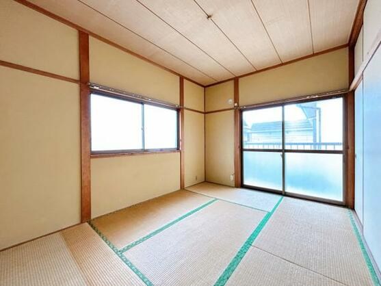 CREATOR: gd-jpeg v1.0 (using IJG JPEG v62), default quality