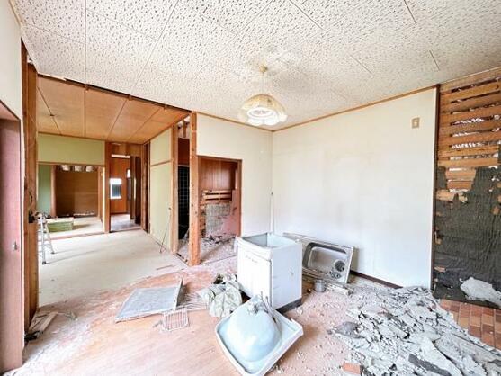 CREATOR: gd-jpeg v1.0 (using IJG JPEG v62), default quality