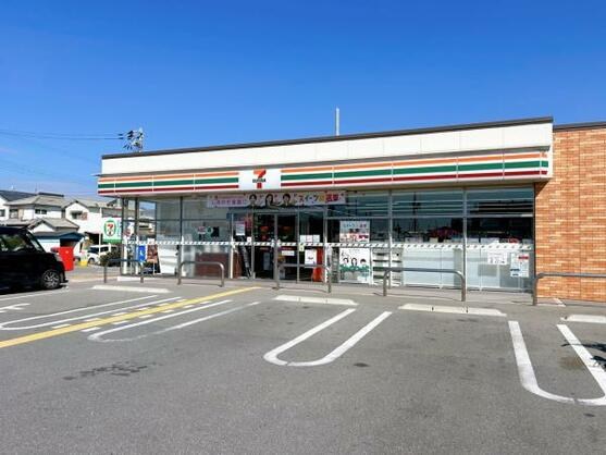 CREATOR: gd-jpeg v1.0 (using IJG JPEG v62), default quality