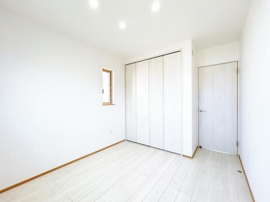 CREATOR: gd-jpeg v1.0 (using IJG JPEG v62), default quality