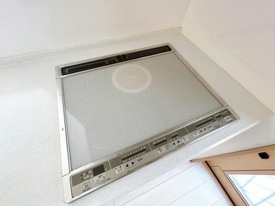 CREATOR: gd-jpeg v1.0 (using IJG JPEG v62), default quality