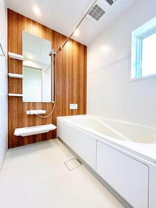 CREATOR: gd-jpeg v1.0 (using IJG JPEG v62), default quality