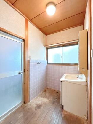 CREATOR: gd-jpeg v1.0 (using IJG JPEG v62), default quality