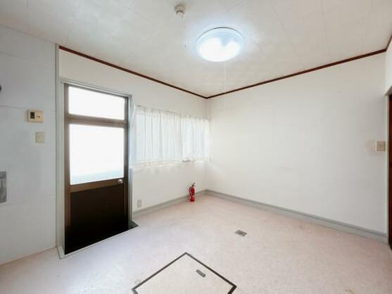 CREATOR: gd-jpeg v1.0 (using IJG JPEG v62), default quality