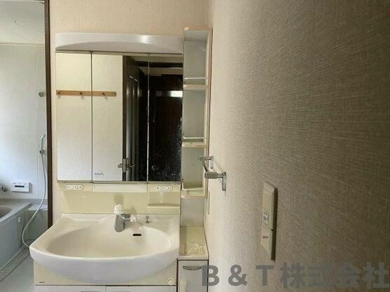 CREATOR: gd-jpeg v1.0 (using IJG JPEG v62), quality = 85