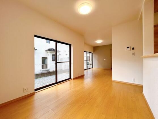 CREATOR: gd-jpeg v1.0 (using IJG JPEG v62), default quality