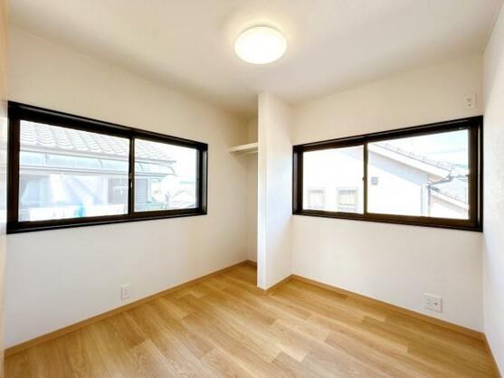 CREATOR: gd-jpeg v1.0 (using IJG JPEG v62), default quality