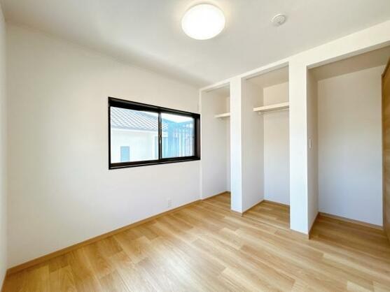 CREATOR: gd-jpeg v1.0 (using IJG JPEG v62), default quality