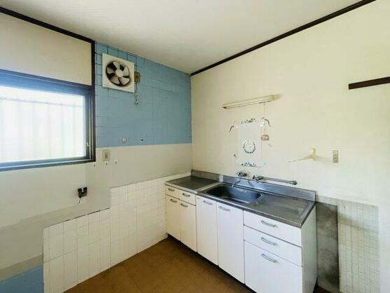 CREATOR: gd-jpeg v1.0 (using IJG JPEG v62), quality = 85