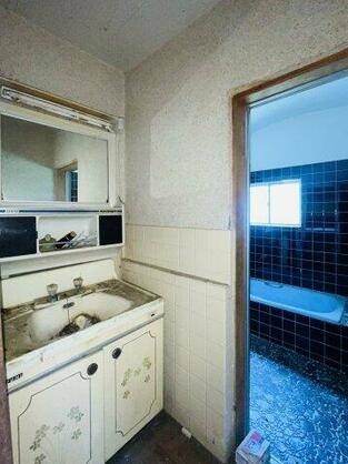 CREATOR: gd-jpeg v1.0 (using IJG JPEG v62), quality = 85