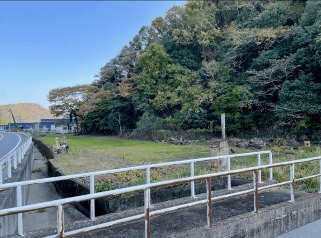 CREATOR: gd-jpeg v1.0 (using IJG JPEG v62), quality = 85