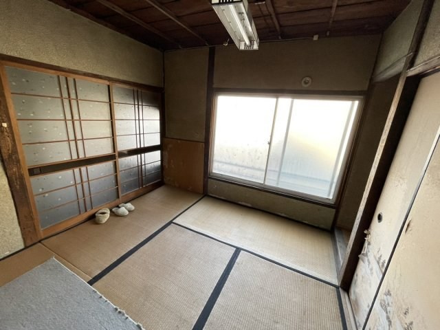 CREATOR: gd-jpeg v1.0 (using IJG JPEG v62), quality = 85