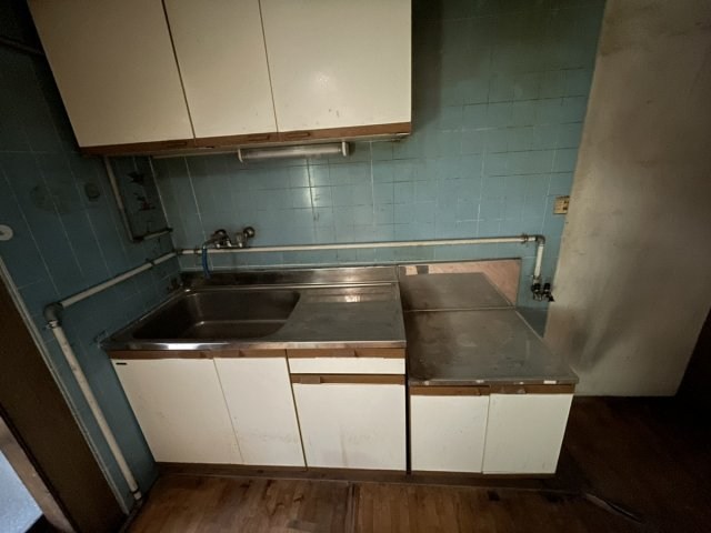 CREATOR: gd-jpeg v1.0 (using IJG JPEG v62), quality = 85