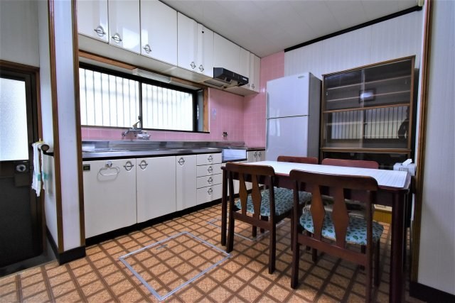 CREATOR: gd-jpeg v1.0 (using IJG JPEG v62), quality = 85