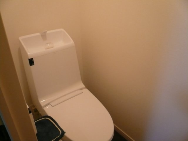 CREATOR: gd-jpeg v1.0 (using IJG JPEG v62), quality = 85