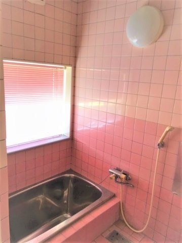 CREATOR: gd-jpeg v1.0 (using IJG JPEG v62), quality = 85