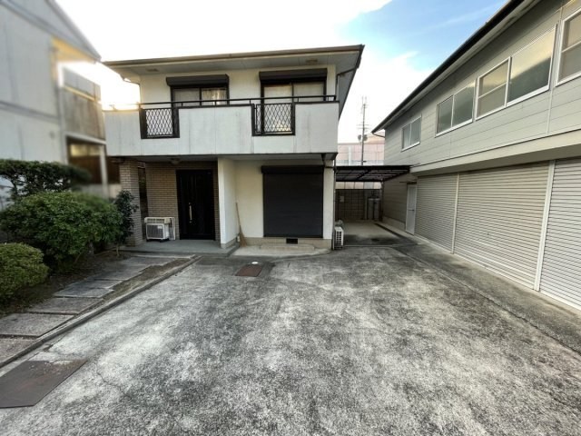 CREATOR: gd-jpeg v1.0 (using IJG JPEG v62), quality = 85