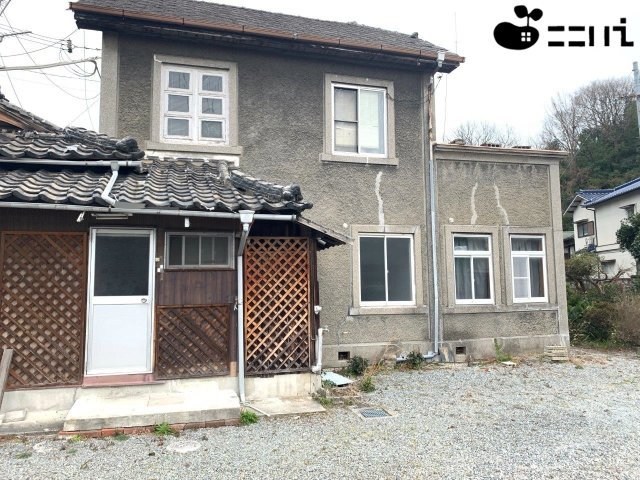 CREATOR: gd-jpeg v1.0 (using IJG JPEG v62), quality = 85