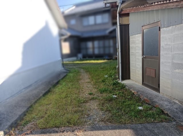 CREATOR: gd-jpeg v1.0 (using IJG JPEG v62), quality = 85