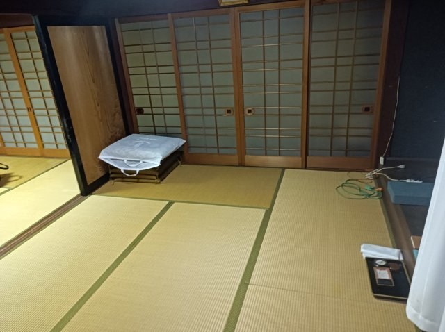 CREATOR: gd-jpeg v1.0 (using IJG JPEG v62), quality = 85