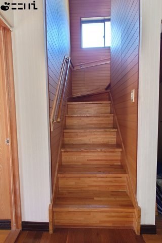 CREATOR: gd-jpeg v1.0 (using IJG JPEG v62), quality = 85