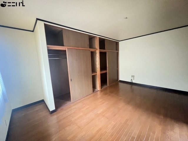 CREATOR: gd-jpeg v1.0 (using IJG JPEG v62), quality = 85