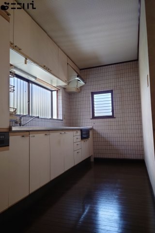 CREATOR: gd-jpeg v1.0 (using IJG JPEG v62), quality = 85