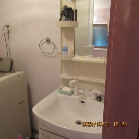 CREATOR: gd-jpeg v1.0 (using IJG JPEG v62), quality = 85