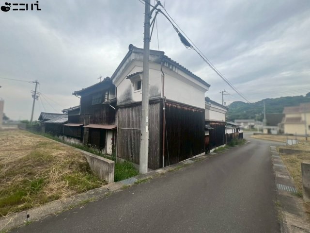 CREATOR: gd-jpeg v1.0 (using IJG JPEG v62), quality = 85