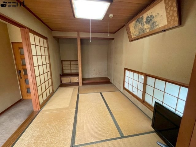 CREATOR: gd-jpeg v1.0 (using IJG JPEG v62), quality = 85