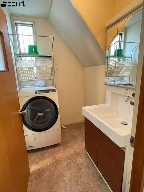 CREATOR: gd-jpeg v1.0 (using IJG JPEG v62), quality = 85