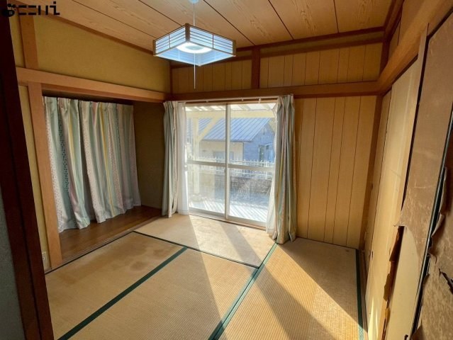 CREATOR: gd-jpeg v1.0 (using IJG JPEG v62), quality = 85