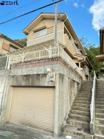 CREATOR: gd-jpeg v1.0 (using IJG JPEG v62), quality = 85