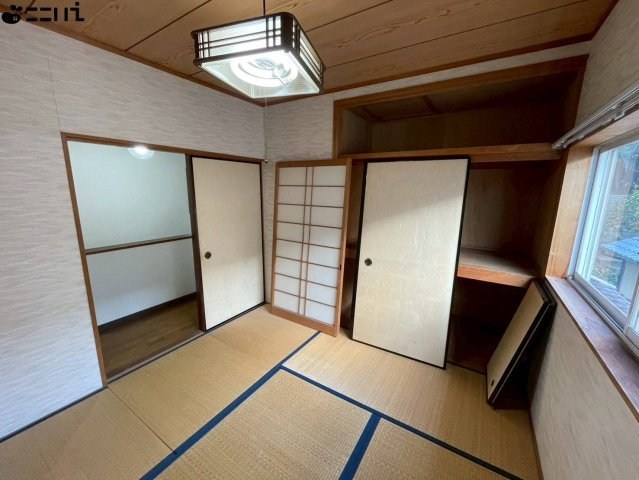 CREATOR: gd-jpeg v1.0 (using IJG JPEG v62), quality = 85