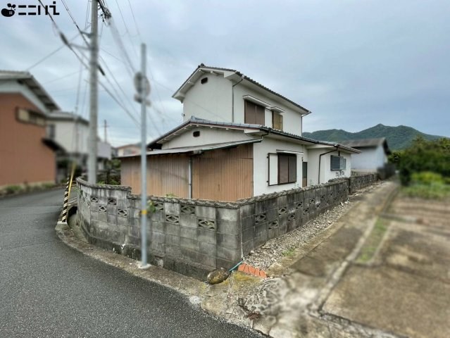 CREATOR: gd-jpeg v1.0 (using IJG JPEG v62), quality = 85