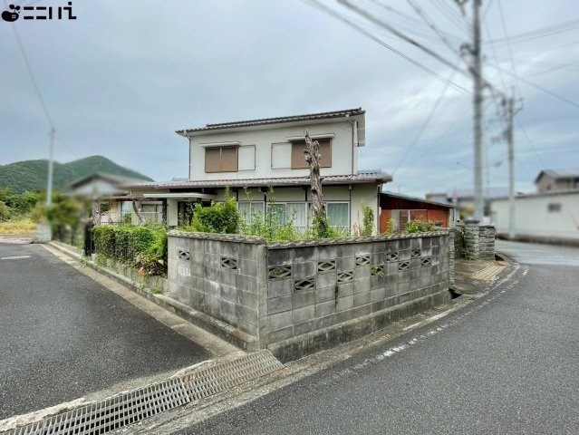 CREATOR: gd-jpeg v1.0 (using IJG JPEG v62), quality = 85