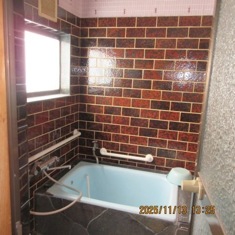 CREATOR: gd-jpeg v1.0 (using IJG JPEG v62), quality = 85