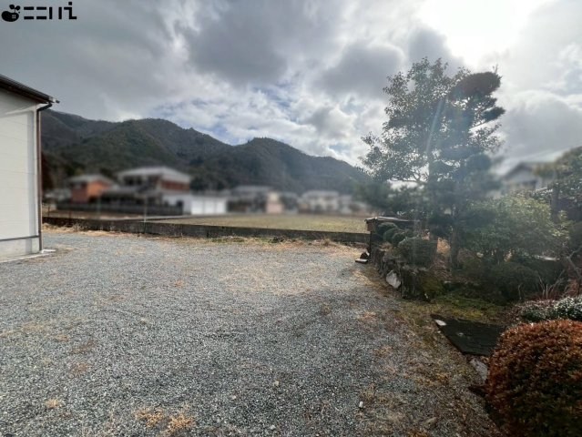 CREATOR: gd-jpeg v1.0 (using IJG JPEG v62), quality = 85