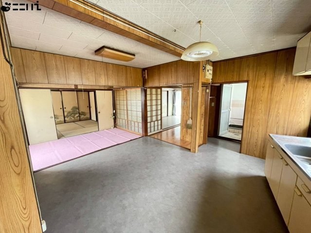 CREATOR: gd-jpeg v1.0 (using IJG JPEG v62), quality = 85